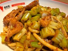 经典鸡肉炒米粉-西粉堂新疆米粉(朝外店)