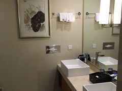 -无锡鼎尚皇冠酒店