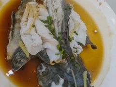 -覃记海鲜美食餐厅