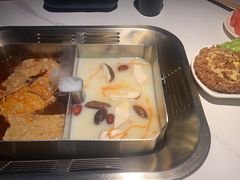 -九鼎轩脆毛肚火锅(南京东路店)
