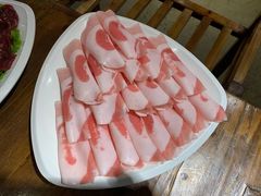 猪五花肉-滇海谣云南斑鱼养生火锅(北戴河旗舰店)