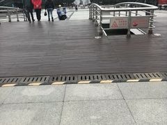 -上海世纪汇广场