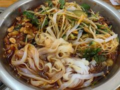 -周良天山牛杂城(天山路总店)