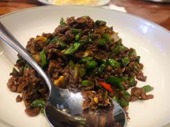 戈抛牛肉碎-荷花泰菜(东方新天地店)