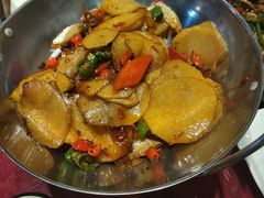 干锅土豆片-小桥衢州人家·海鲜烧烤·盱眙龙虾(万达水街店)