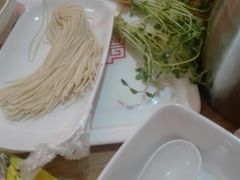 -袁记串串香(北国店)