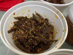 麻辣牛肉干-鑫记婆婆兔·兔头(春熙店)
