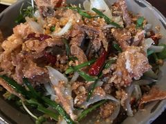 -Cuc Gach Quan Restaurant