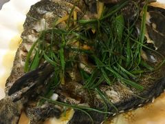 -覃记海鲜美食餐厅