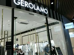 -砂之船奥莱(南京江宁店)