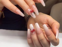 -UGIRL有个美甲