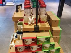 零售区-星巴克(成都东站店)