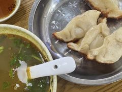 -黄阿姨锅贴大王(万航渡路店)