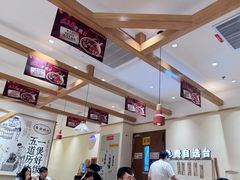 -煲仔皇腊味煲仔饭(经四万达店)
