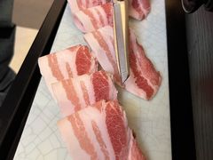 黑猪五花肉-猪啊牛呀羊啊铜盘烤肉(正大广场店)
