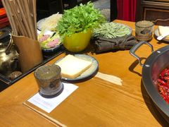 -凤王府成都火锅(余姚银泰店)