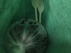 -志龙皇冠吃货椰子铺
