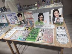 -零度眼镜·宝视友·蔡司依视路(吾悦花街店)