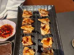 -铭牛烧肉·和牛海鲜自助(高新月牙湖店)