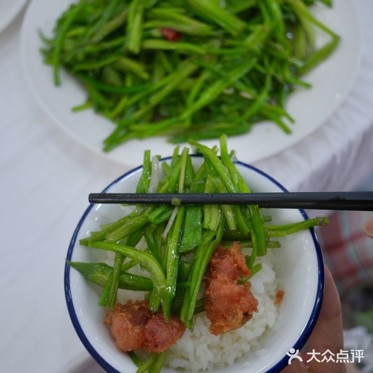 丽江最后一顿选择的这家，有被好吃到，人均才50
