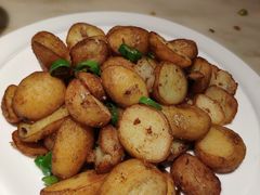 高山土豆-梁家大院•农家菜(昆山会展中心店)