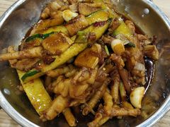 -江城燕子大排档(江汉路步行街店)