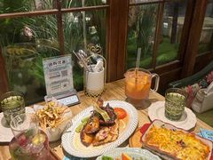 -秘密旅行Bonjour(黑金冠 江南西店)