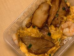 虾仁叉烧双拼滑蛋饭-旺记冰室(九龙中心大厦店)