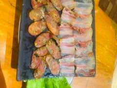 -老滇山寨•云南特色菜•地方菜•民族风情歌舞表演(金碧店)