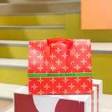 没有lv同款包袋的，还不快去叫了个炸鸡！！