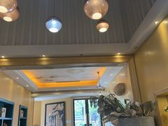 -爱舍美景酒店(燕儿岛路地铁站店)