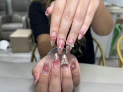 -晨·艺美甲美睫