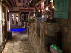-老牌坊云南鱼豆花火锅(爱建店)