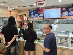 -闫家驴肉老店(华电一校店)