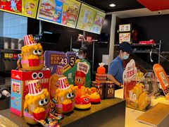 -麦当劳(哈西万达店)
