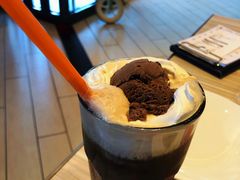 -必胜客(绿地新都会店)