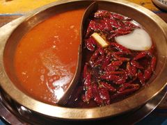 -房子红了鱼豆花重庆老火锅(广厦学院店)