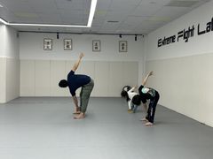 -EFL巴西柔术·综合格斗·泰拳·少儿体能训练(虹桥德必馆)
