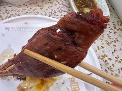 -小董哥烤串·爆汁大油边(故宫店)