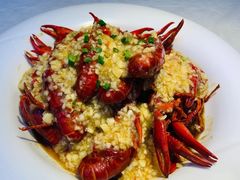 -肥肥虾庄·金牌油焖大虾(沙湖店)