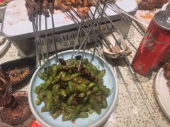 -小董哥烤串·爆汁大油边(故宫店)