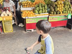 -曼阁市场水果批发市场