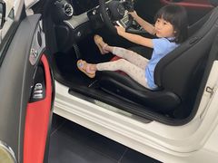 -浙江星杭奔驰4S店(海创园店)