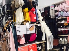 -优衣库(威海威高购物中心店)