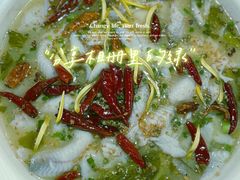 -江渔儿酸菜鱼(映月湖环宇城店)