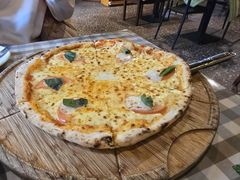 芝士披萨-BISTROFIORE美伊娜(伊犁南路店)