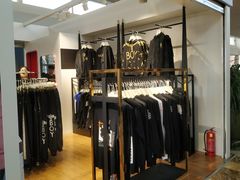 -BOY LONDON(上海佛罗伦萨小镇店)