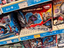 -玩具反斗城(王府井购物中心店)