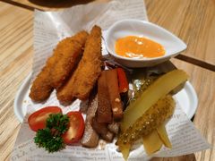 -晃晃悠悠酒肉合作社