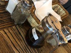 -Gloria Jean's Coffees